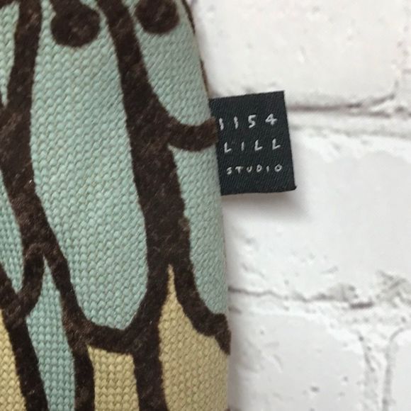 Lisa Lill Embroidery Handbag W/Wooden Handle Browns and blues - Picture 4 of 9